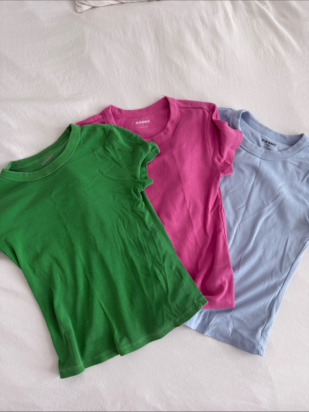 Old Navy Women’s Green, Pink & Light Blue Short Sleeve Tee 3-Pack